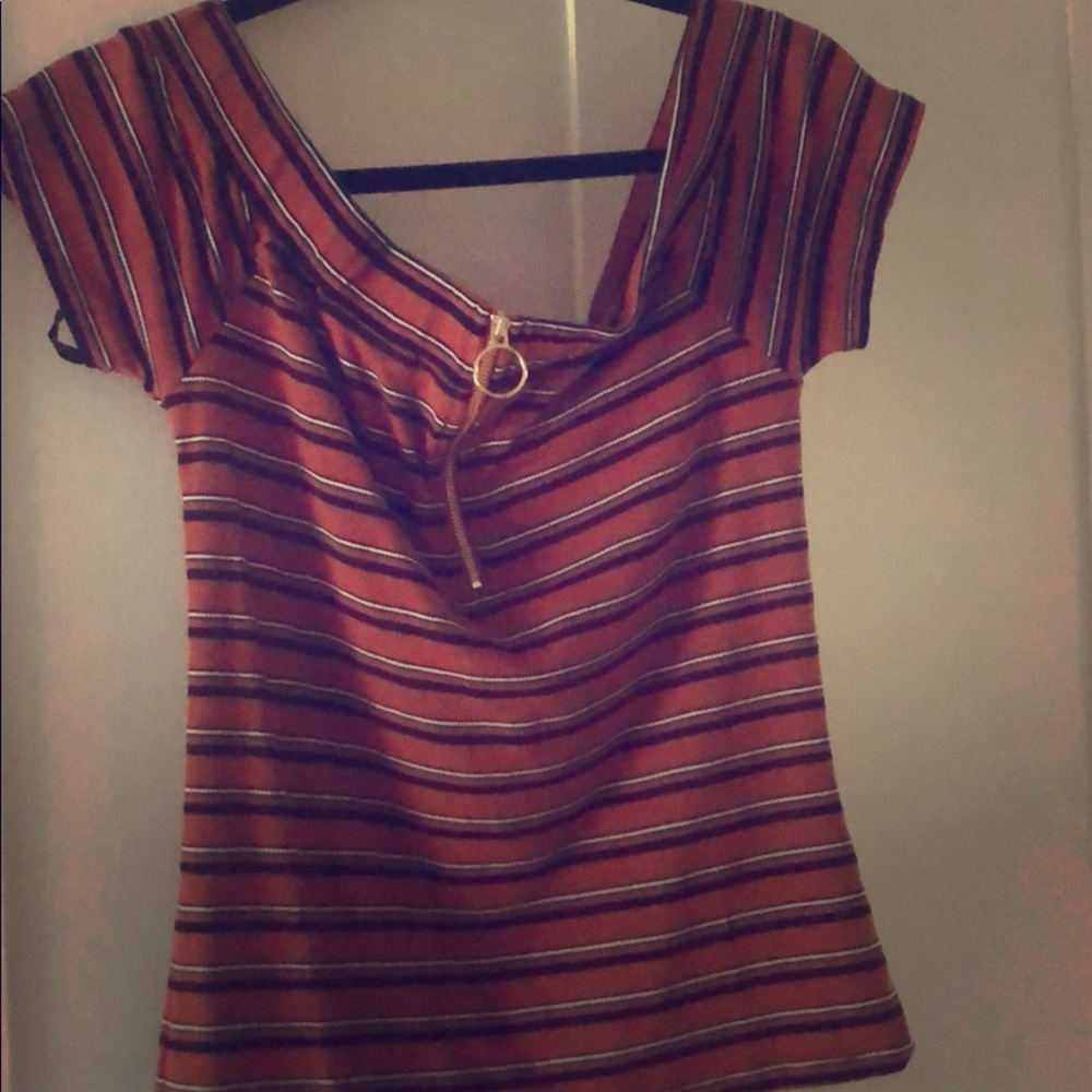 Off the shoulder zip up top
